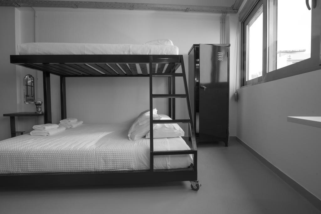 Monastiraki Factory Citycenter- Unspoiled Athens Apartments Экстерьер фото