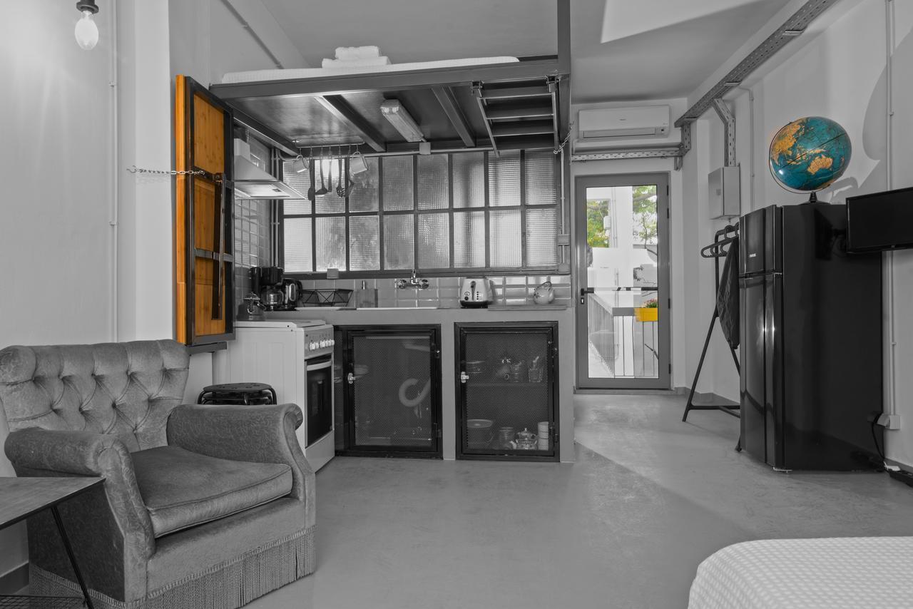 Monastiraki Factory Citycenter- Unspoiled Athens Apartments Экстерьер фото